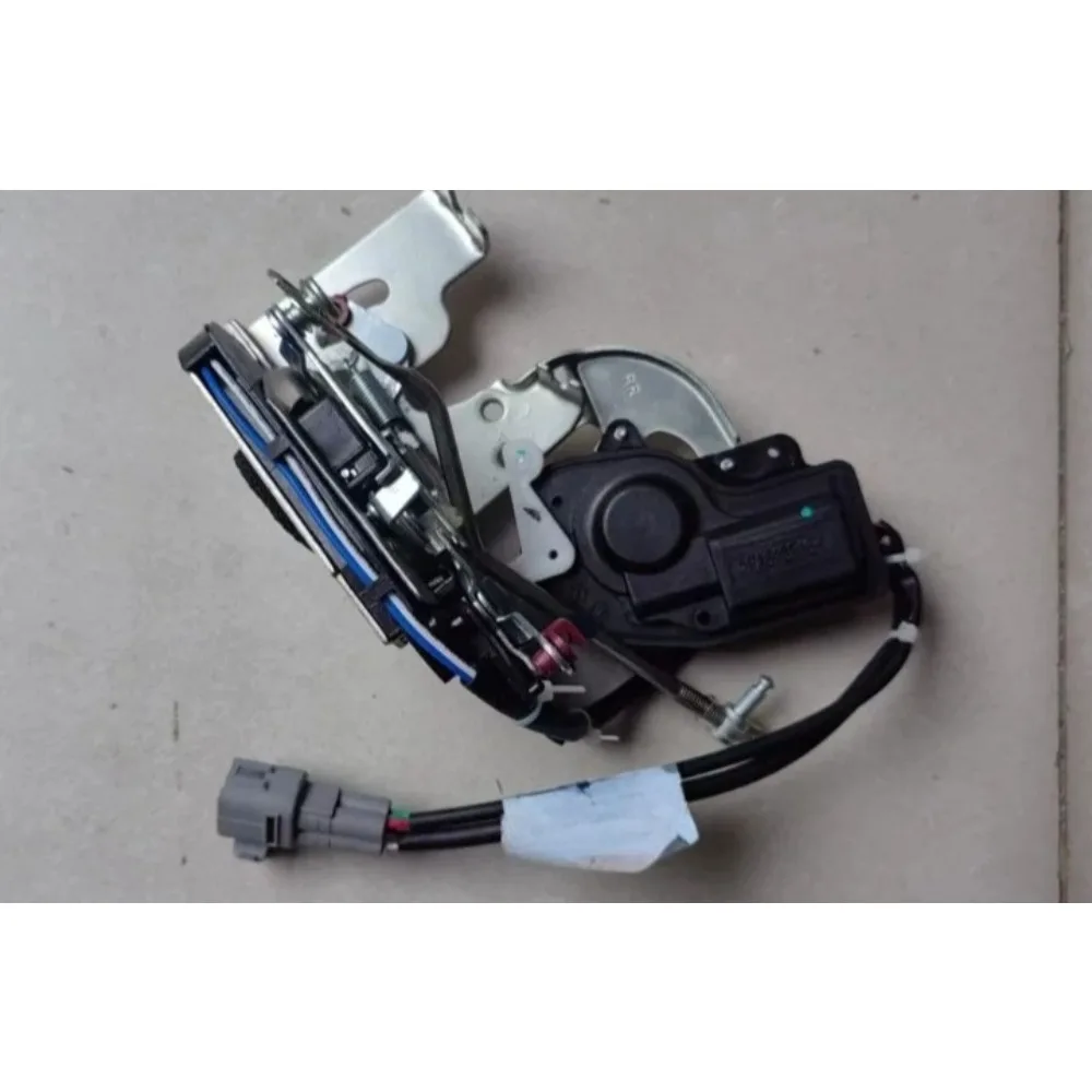 Door Lock Assembly Electric Central Locking System Cylinder for Baic BJ40L BJ40PLUS BJ40 China Brand New Genuine B00005010