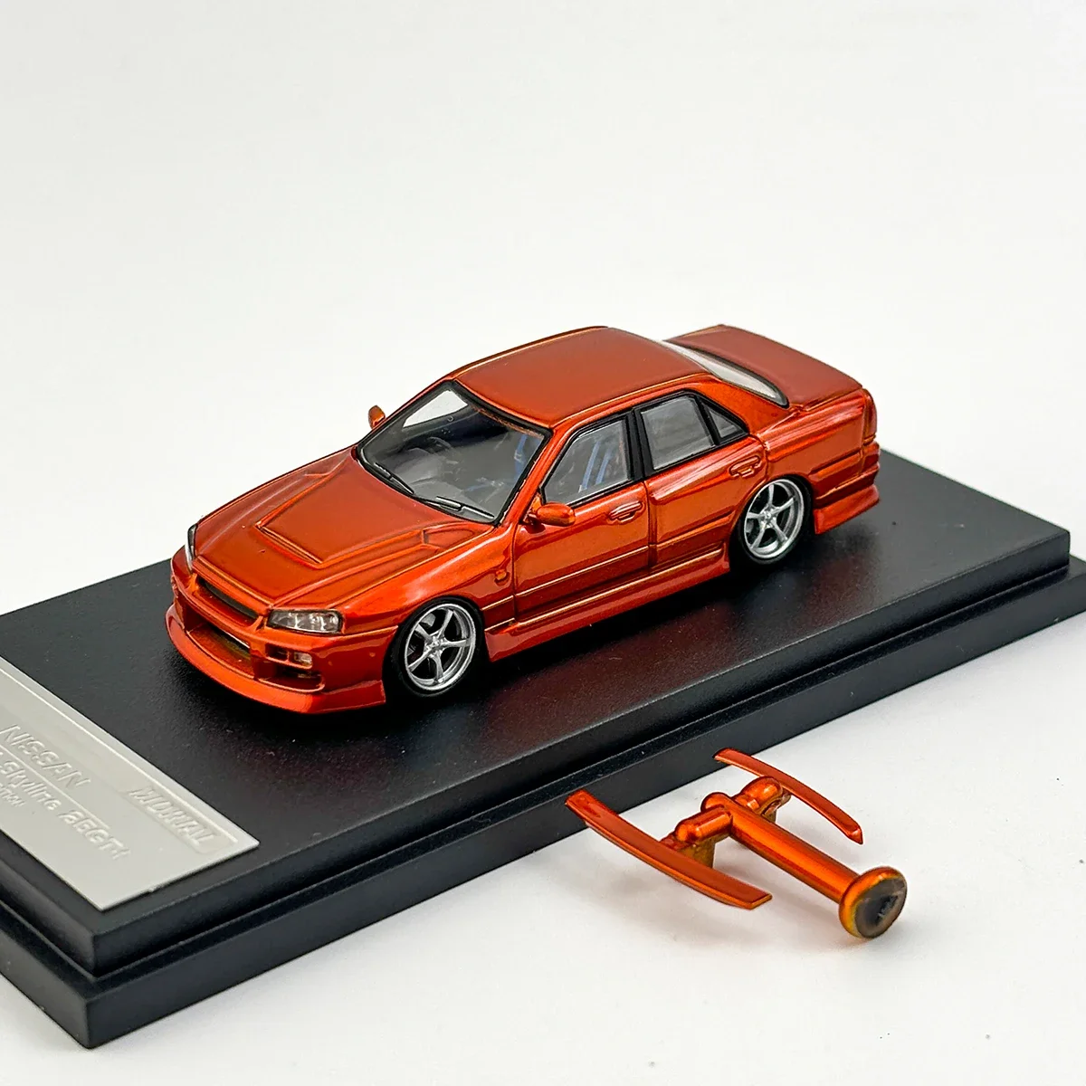 Sterfelijke Schaal 1/64 NISSAN ER34 Skyline 25GT T "ALL IN TUNING 2024" Legering Speelgoed Motorvoertuig Diecast Metaal Model Geschenken