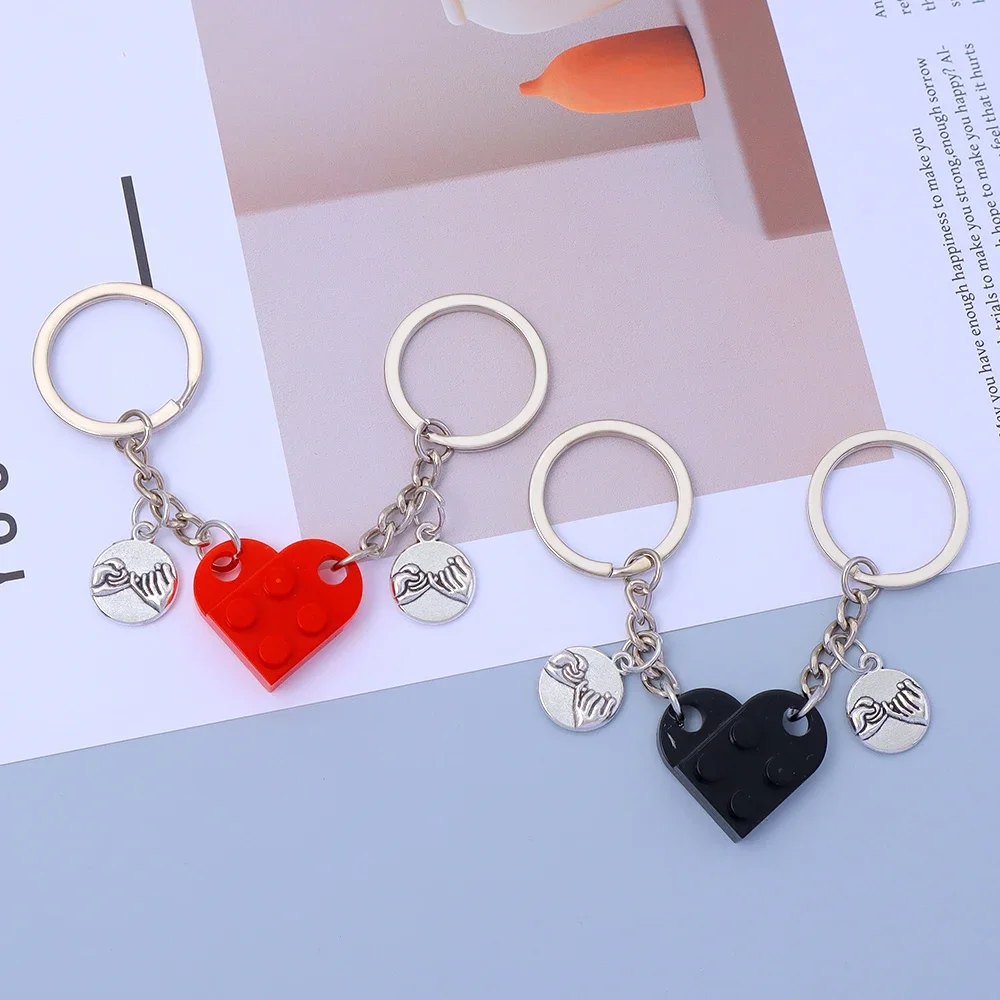 2Pcs New Love Heart Building Block Keychains for Couple Separable Love Heart Brick Key Ring with Promise Pendant Friendship Gift