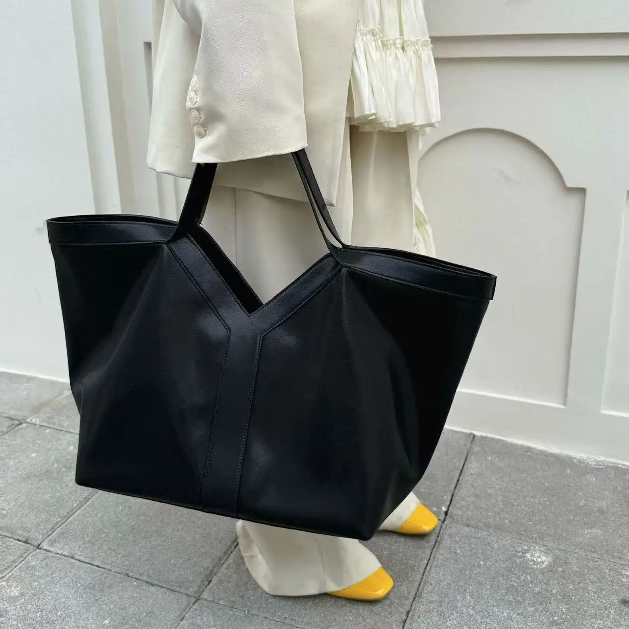 2026 new lady women casual tote bag  high-capacity OL bag versatile image 2