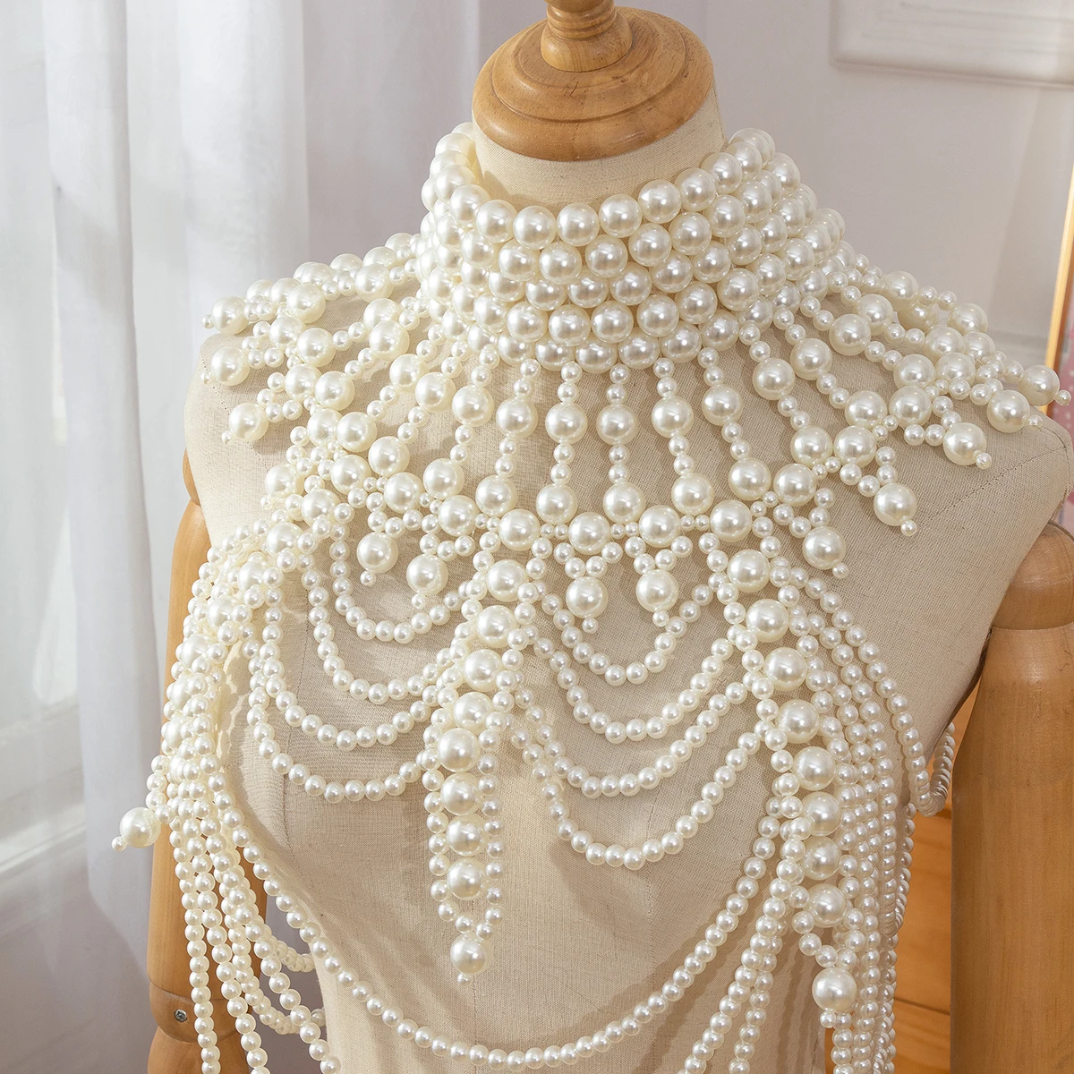 HP Pearl Necklace Handmade Beaded Luxury Dress Accessories Retro Party Body Chain Choker Women Jewelry image 2