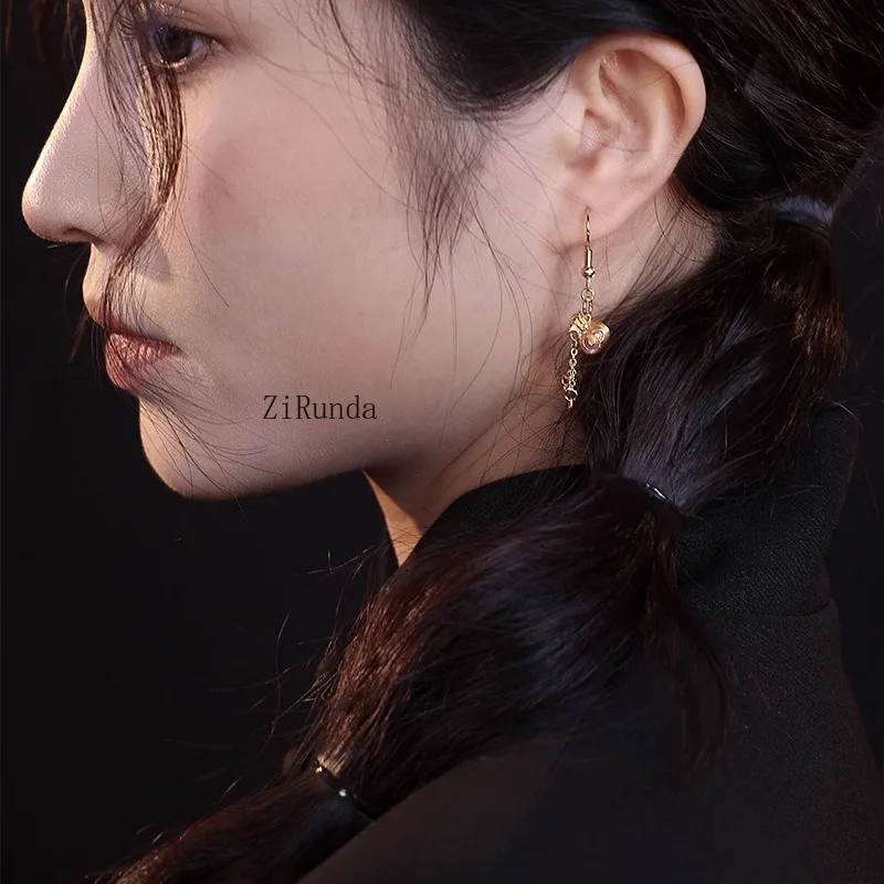 Pendientes H con vestido, pendientes antiguos dorados de alta gama para mujer, clips para las orejas, sin perforaciones para las orejas, agujas de plata Hanfu