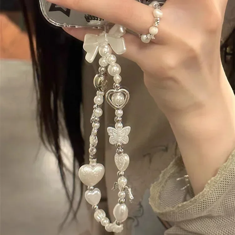 INS Korean Cute White Bow Heart Pearl Beads Beaded Phone Chain For iPhone Camera Hanging Rope Anti-Lost Lanyard Hanging Jewelry