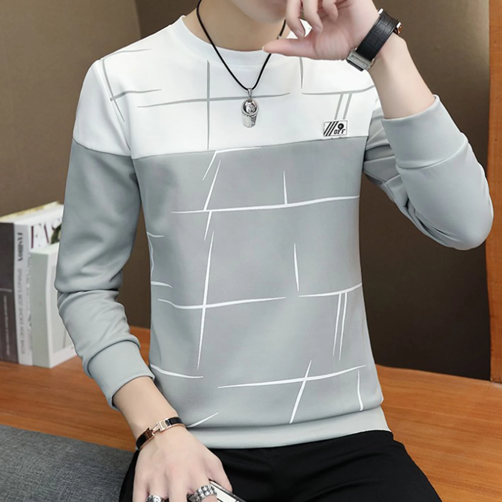 Men\'s Round Neck Pullover Sweater Korean Version Color Matching Slim Fitting Sweater for Outdoor Traveling Shopping Wear