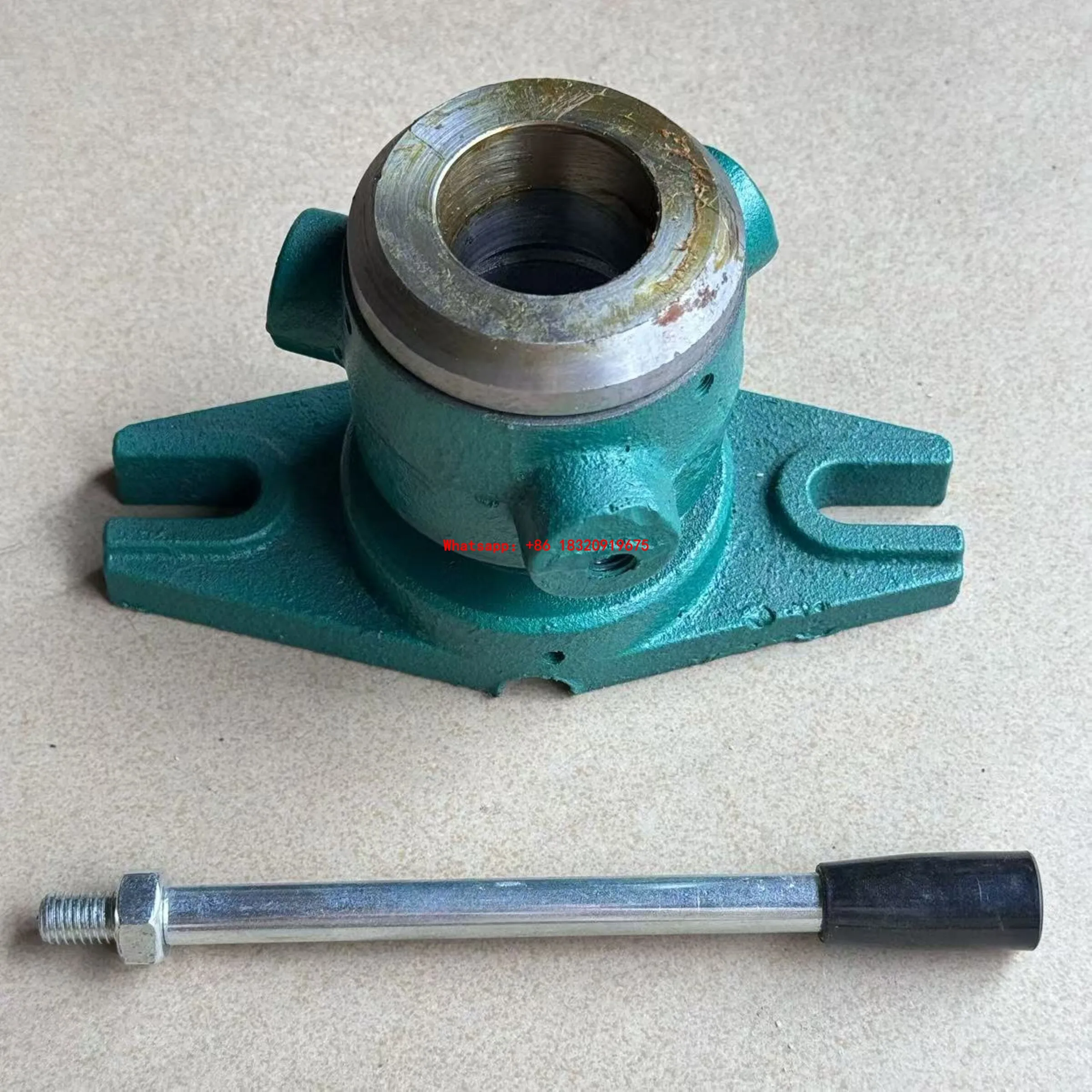 base-di-fissaggio-verticale-a-pinza-con-serraggio-rapido-manuale-cyclmotion-per-torni-di-precisione-foratura-e-maschiatura-–-modelli-15-20-25-32