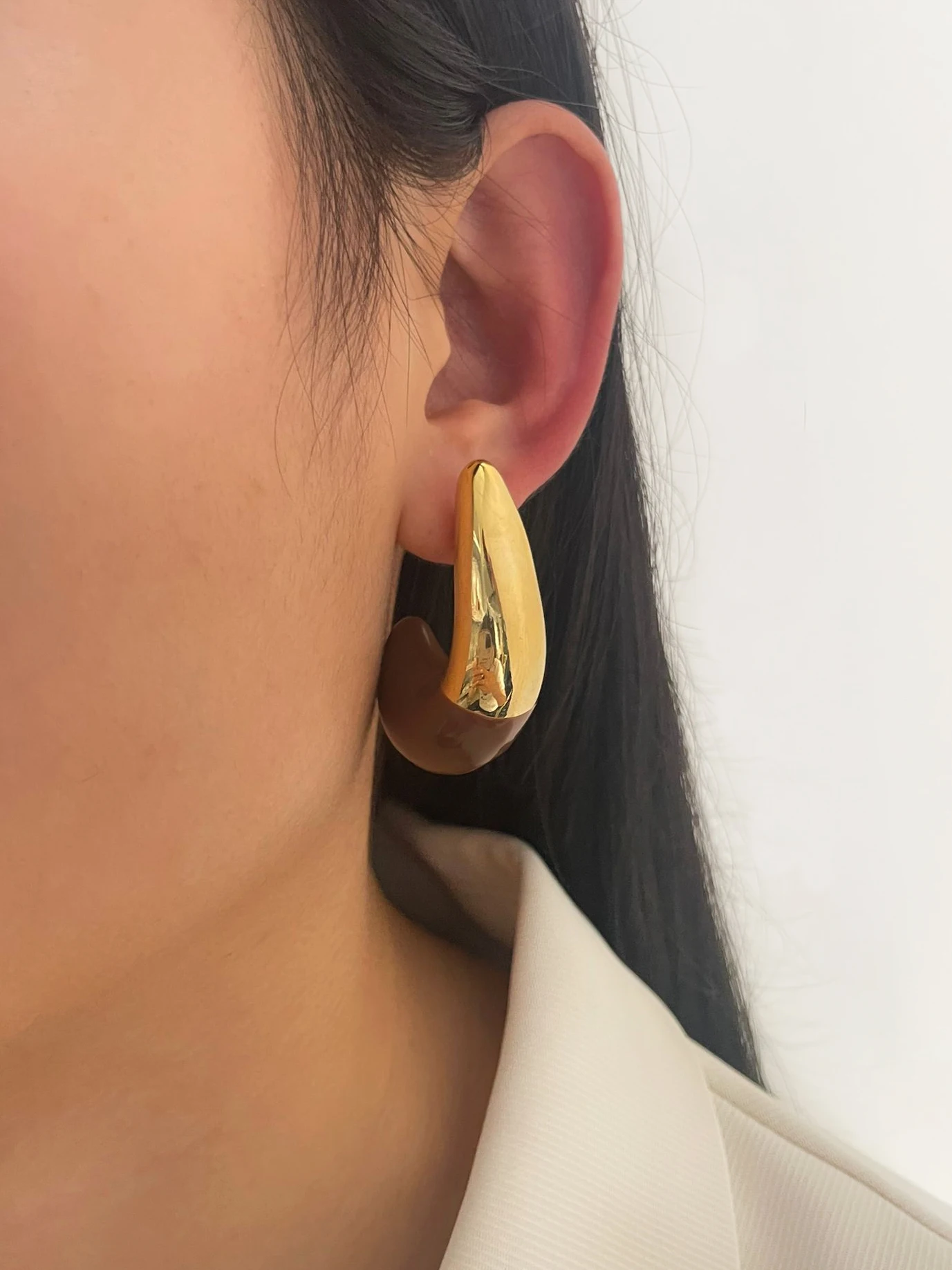 Peri'sbox Vintage Gold Plated Enamel Thick Stud Earrings for Women Simple Irregular C-shaped Earring Fashion Jewelry Gift Summer image 3