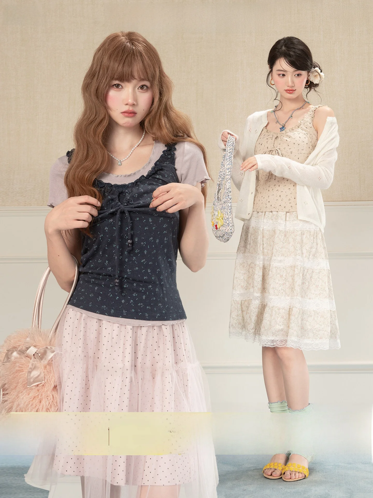 

Новинка! Женский укороченный топ Heynew с цветочным принтом, на бретельках через шею, летний, модный, с завязками на талии, в нежном стиле, короткий, без рукавов