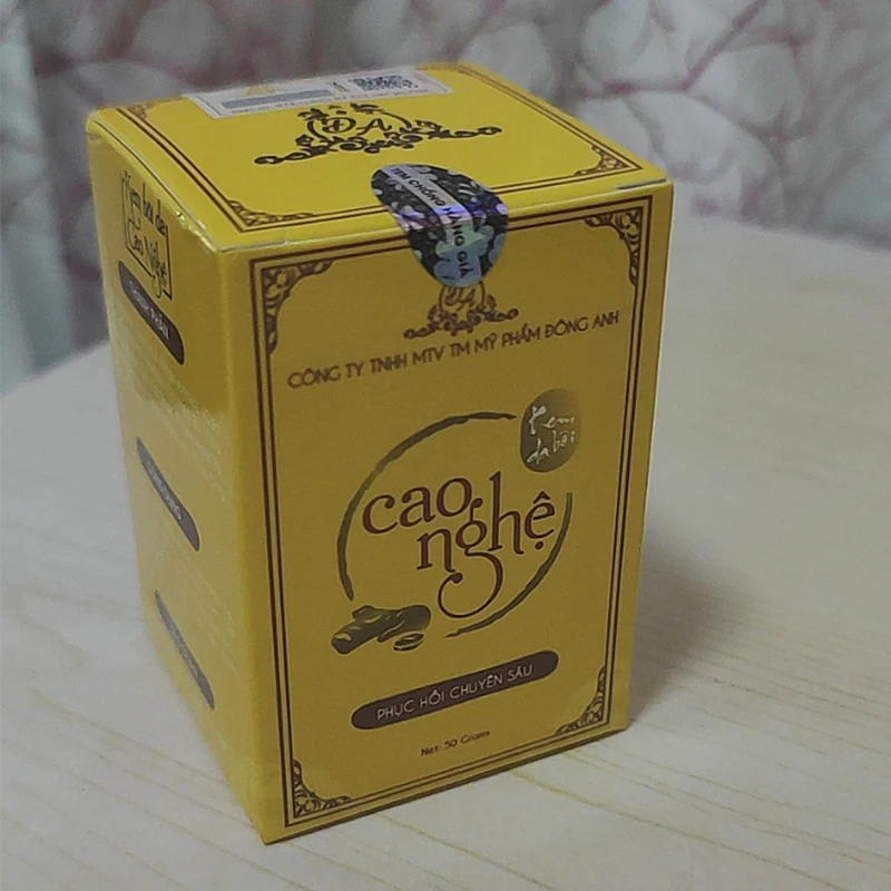 

Tinh Nghe Mat 1 Bottle Whiten And Smooth The Skin, Reduce Acne And Scars, Clean And Make The Skin White And Smooth