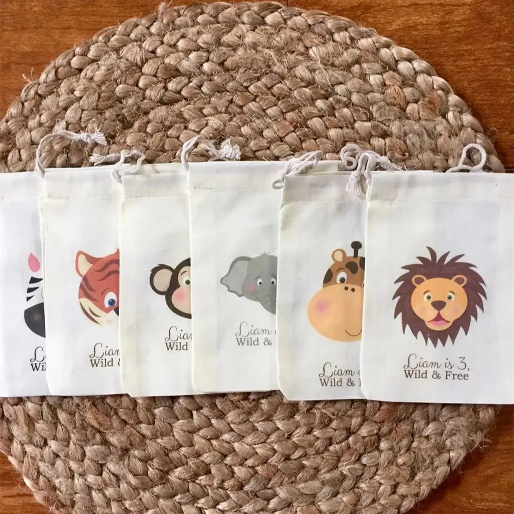 

25PCS Personalized Baby Jungle / Safari / Zoo Animal Party Favors - Custom Muslin Cotton Bags (Item 1351A)