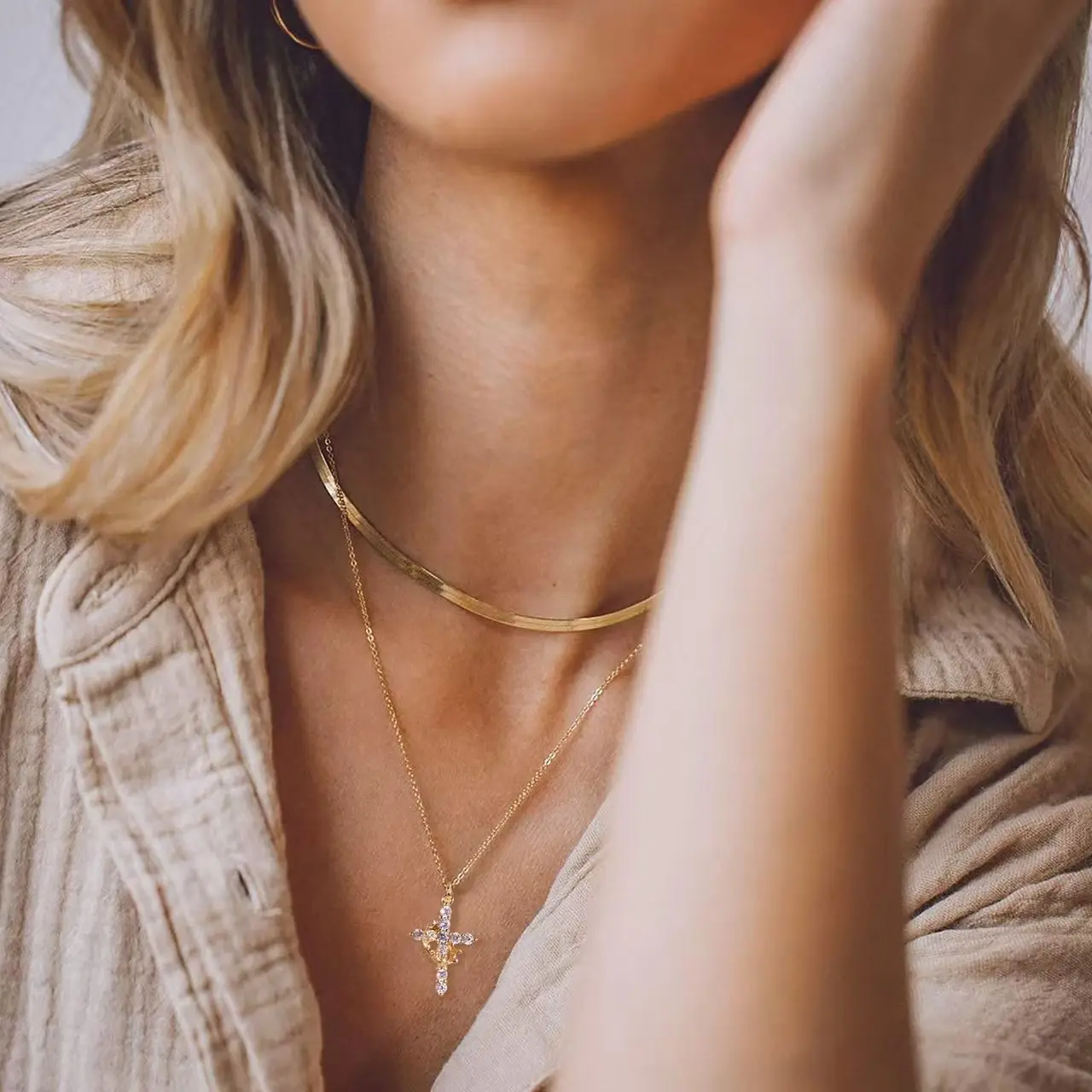 

Paved Cross Rotated Crown Necklace with Crown Vintage Elegant Diamonds Chain Necklace Christian Cross Faith Pendant Necklaces