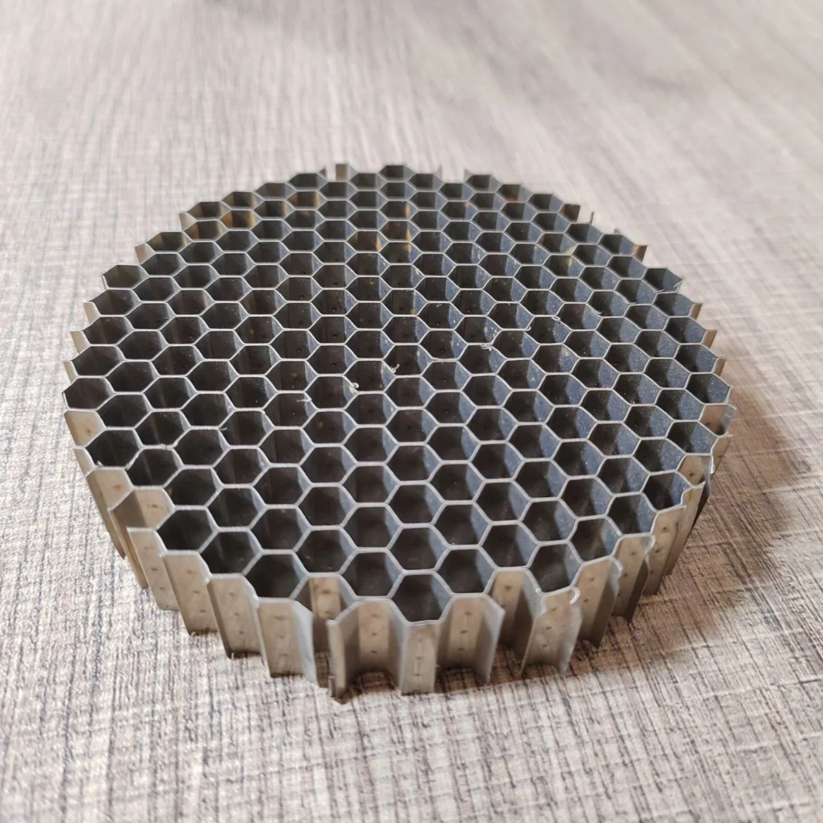 Stainless Steel Honeycomb Core Ultrasonic Conductive Honeycomb Rectifier Electromagnetic Ventilation Carbon Steel Honeycomb Core