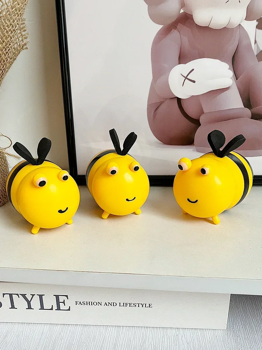 Creative Cute Toothpick Box Personalized Little Bee Home Desktop Ornament Dining Table Restaurant Special Toothpick Holder New