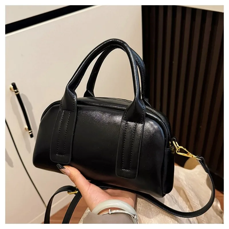 

Luxury Fashion Leather Tote Bag Women Handbag Designer Shoulder Crossbody Purse Vintage Commuter Diaper Bag