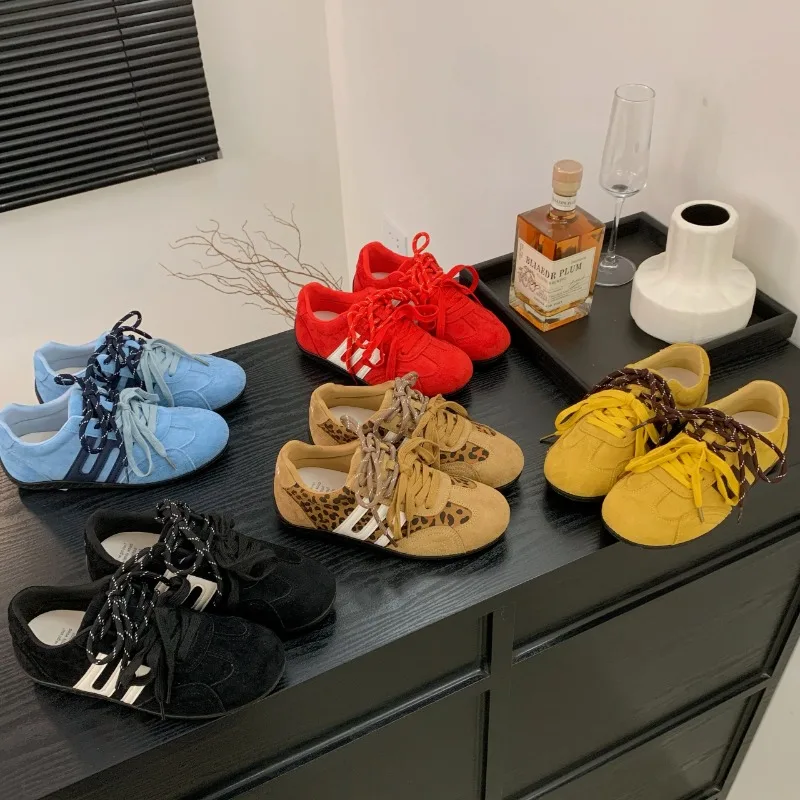 

Немецкие кроссовки в стиле ретро, женские осенние кроссовки 2023, новые маленькие и универсальные легкие повседневные кроссовки