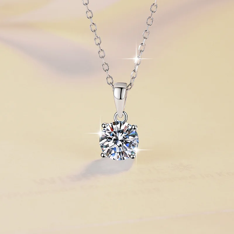 Classic Four Prong 1ct Moissanite Necklace Women's 925 Sterling Silver Simulated Diamond Pendant Luxury Fine Jewelry Colar Prata