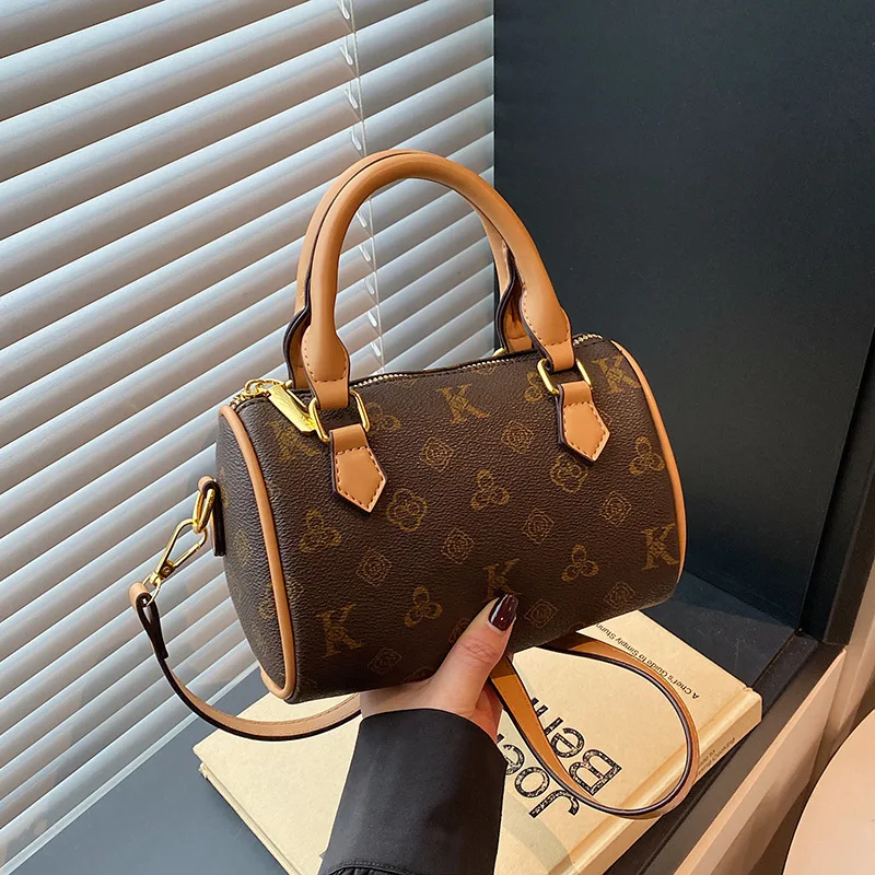 

Новинка 2023 года, женская сумка через плечо, многосторонняя сумка через плечо, легкая сумка-тоут с несколькими карманами для работы, поездок на работу, повседневная, шикарная, эстетичная