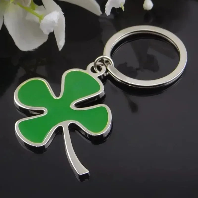 New Lucky Four-leaf Clover Keychain Size Green Leaves Creative Gift Pendant Key Ring Car Keychain