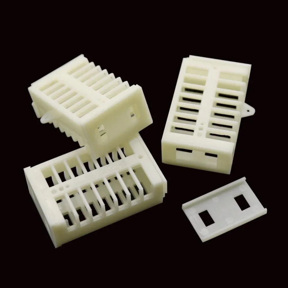 30 pcs Plastic Bee Queen Cage White Safety Mutil-functional Stretch Hutchs Tools Beekeeping Supplies Tools