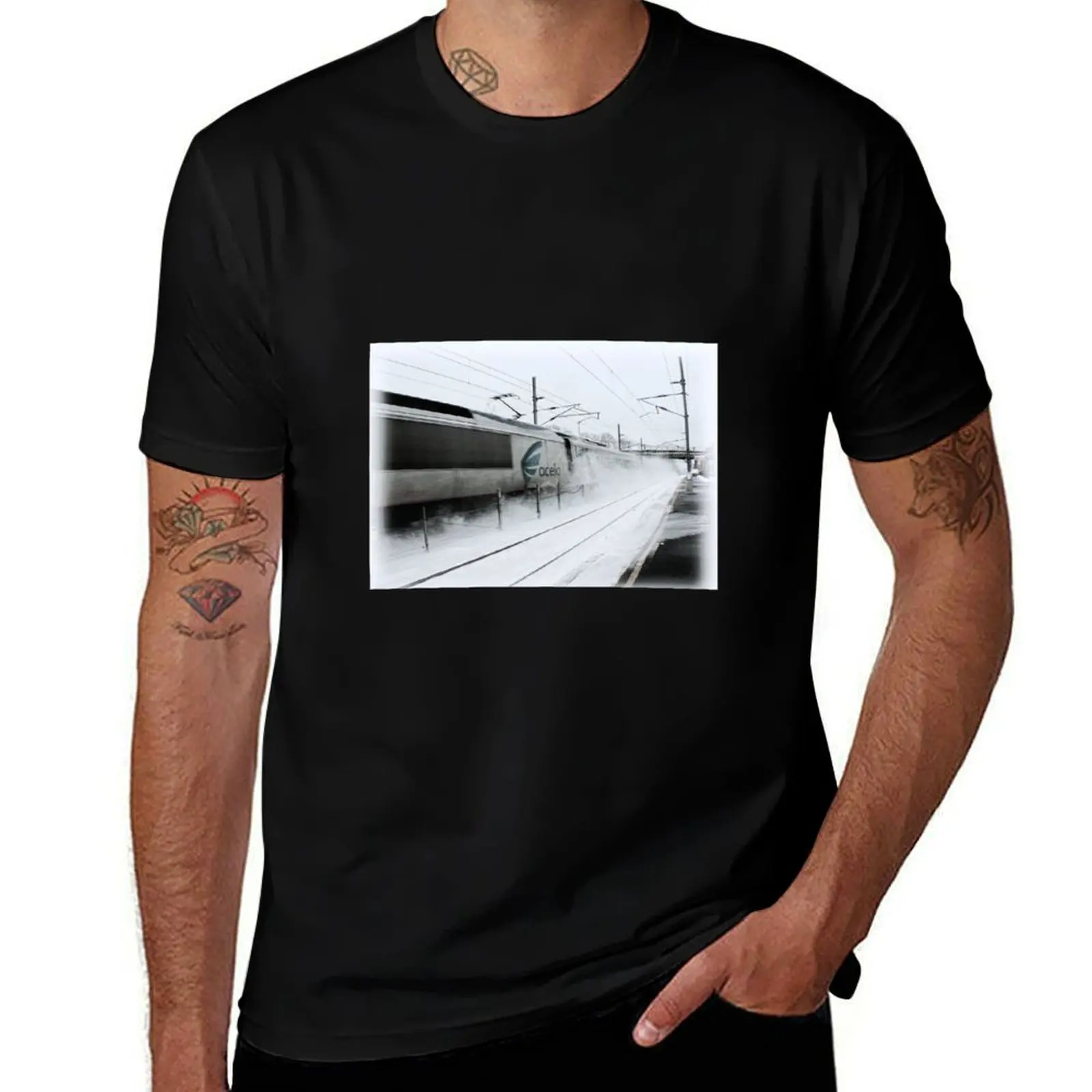 Acela Express Sprays Snow! T-Shirt Casual Breathable Short Sleeve Top T-Shirt
