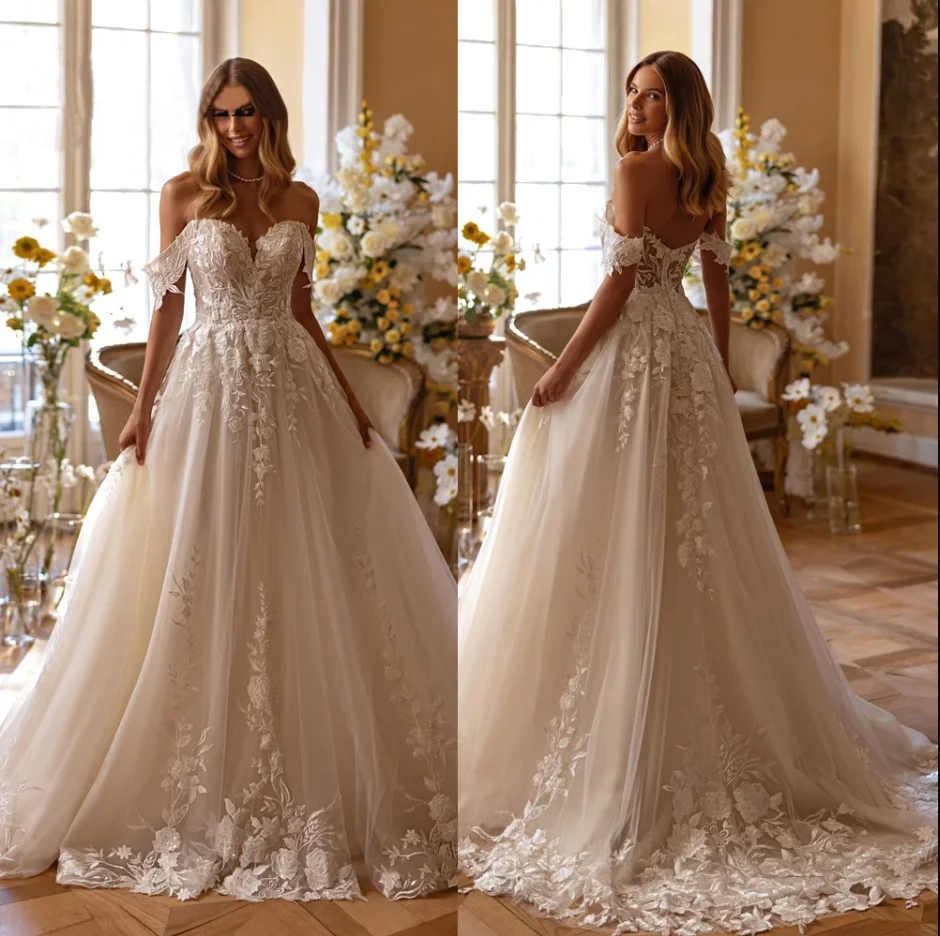 Elegant O-Neck Lace Wedding Dresse Long Sleeves Beading Appliques Flowers Button Back Princess Bridal Gown Vestido De Novia