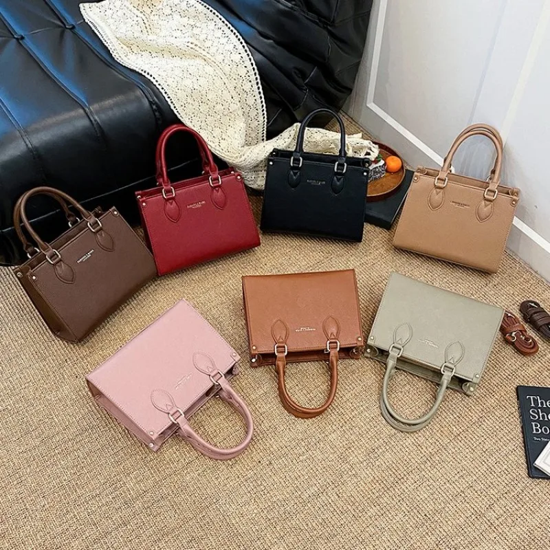 Minimalist Diaper Bag Women's Bag Backpack Business Travel Work Essentials Exquisite Portable Trendy Simple Sophisticated Modern