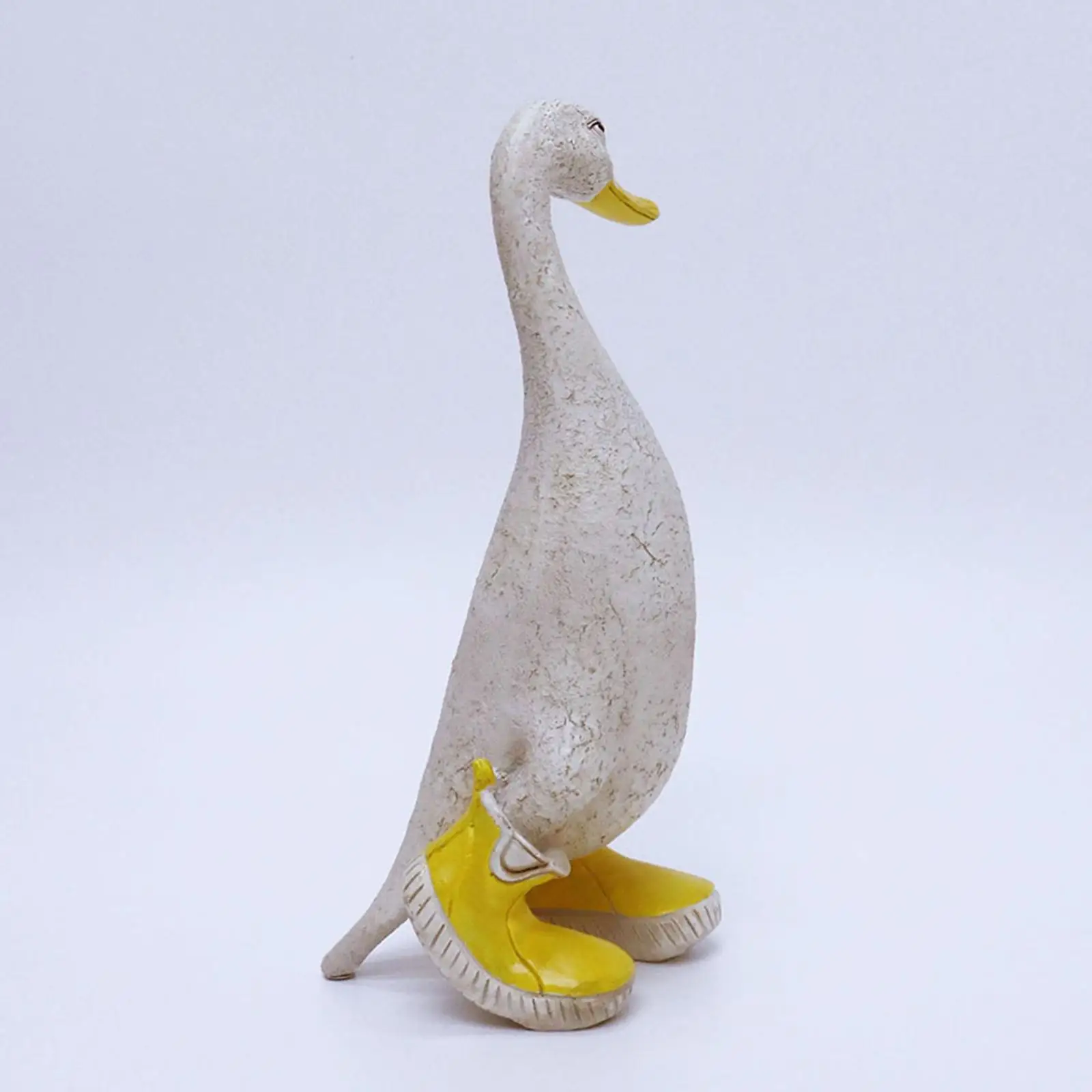 

Resin Duck Statue with Boots Decorative Figurine for Home Desk Garden Accessories Decoration and Holiday Decor