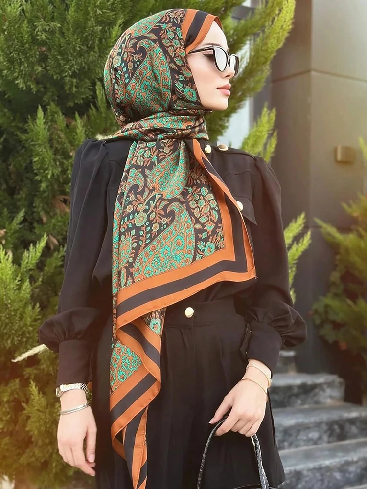 

Новинка 2023 года, женский шарф с принтом пейсли, шаль, женская накидка, мягкий атлас, женский дизайнерский пляжный палантин, бандана, платок, глушитель