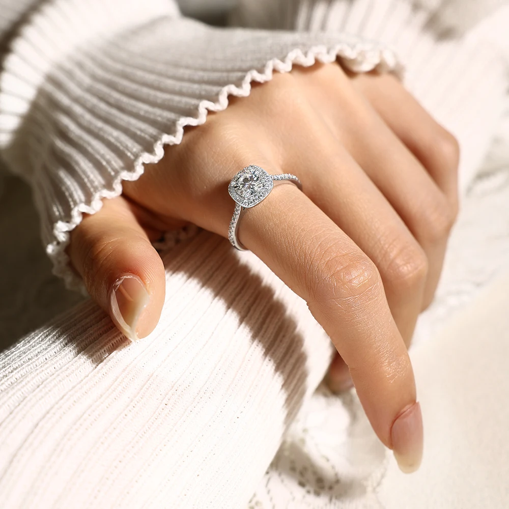 ATTAGEMS Classic S925 Silver Halo Moissanite Rings Dainty Women Promise Engagement Wedding Jewelry High Quality with Certificate