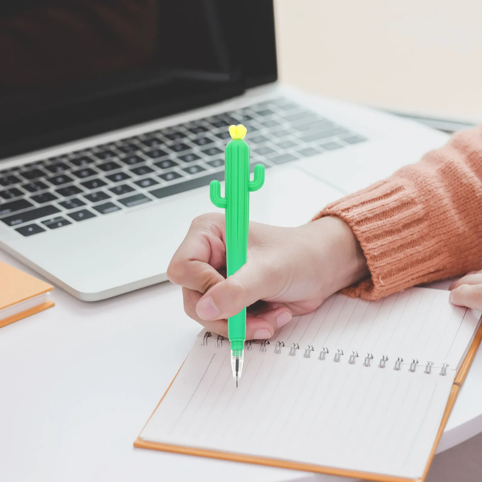

Набор из 12 гелевых ручек в форме кактуса, мультяшные ручки для письма, креативные чернильные ручки для студентов, офиса, школы, канцелярские товары, ручка-кактус, кавайная ручка
