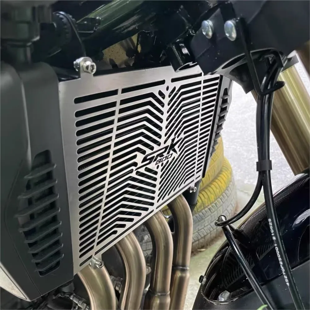 For QJMOTOR SRK600 RR SRK 600 QJ600GS-3A SJ600GS-3D Motorcycle Radiator Grille Guard Cover Water Tank Grill Guard Protection