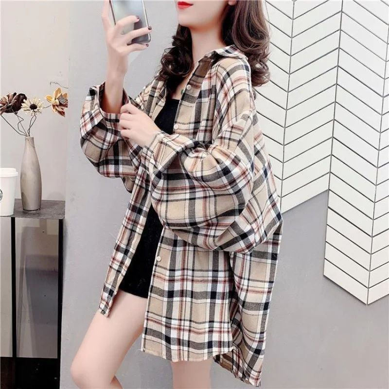 Plaid Shirts Women Long Sleeve Cardigan Vintage Top Black Checked Shirt  Button Up Oversize Korean Fashion Female Coat Jackets