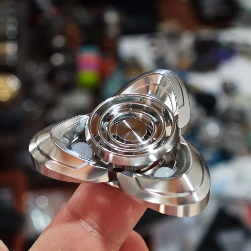 YHEDC Magiczny Nóż Wzór Mechaniczny Stal Nierdzewna Fidget Gyro Dekompresja Zabawka Biurkowa Prezent