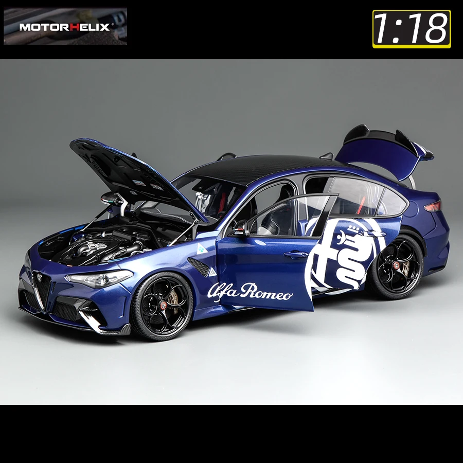 MOTORHELIX 1/18 Alfa Romeo Giulia GTA coche deportivo modelo de coche de metal piezas de exhibición estáticas colección de regalos de vacaciones