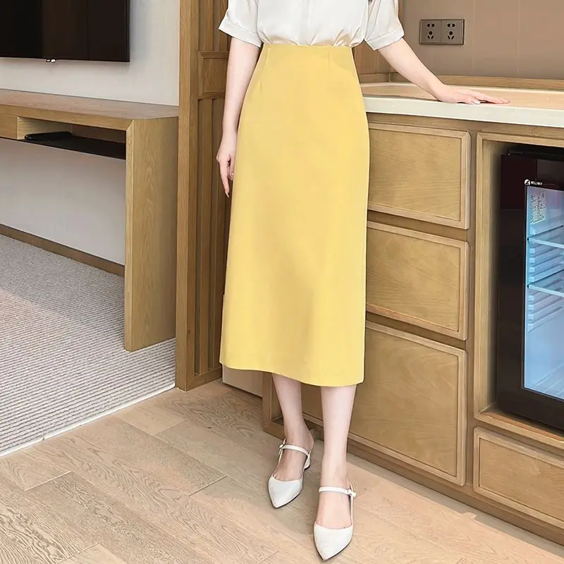 

2023 Spring Summer Women Fashion High Waist Pencil Skirts Female Solid Color Package Hip Skirts Ladies Long Slim Skirts U325