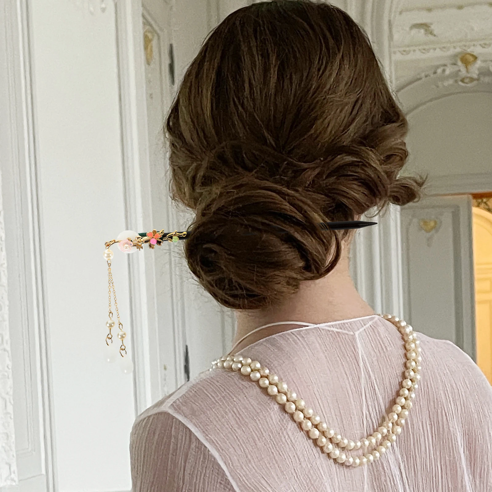 

Деревянные палочки для женщин, прочные аксессуары для заколок, китайский стиль, ретро палочки для еды, булочка, украшение, винтажная кисточка для волос для девочек