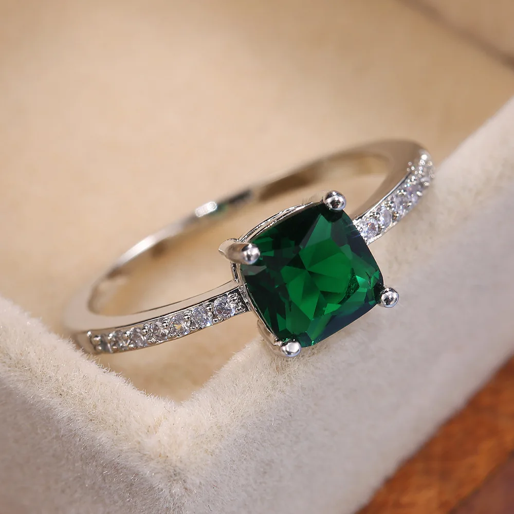 Blue Cube Zircon Ring Fashionable and Elegant High End Women's Bridal Wedding Luxury Personalized Jewelry Accessories