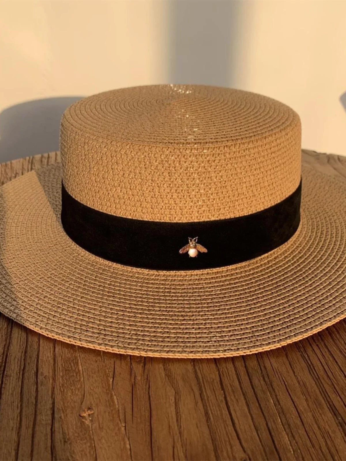 Summer Travel Wide Brim Flat Top Straw Hat Women's Sun Protection Casual Style Youth Fashion Hat for Outdoors And Vacations