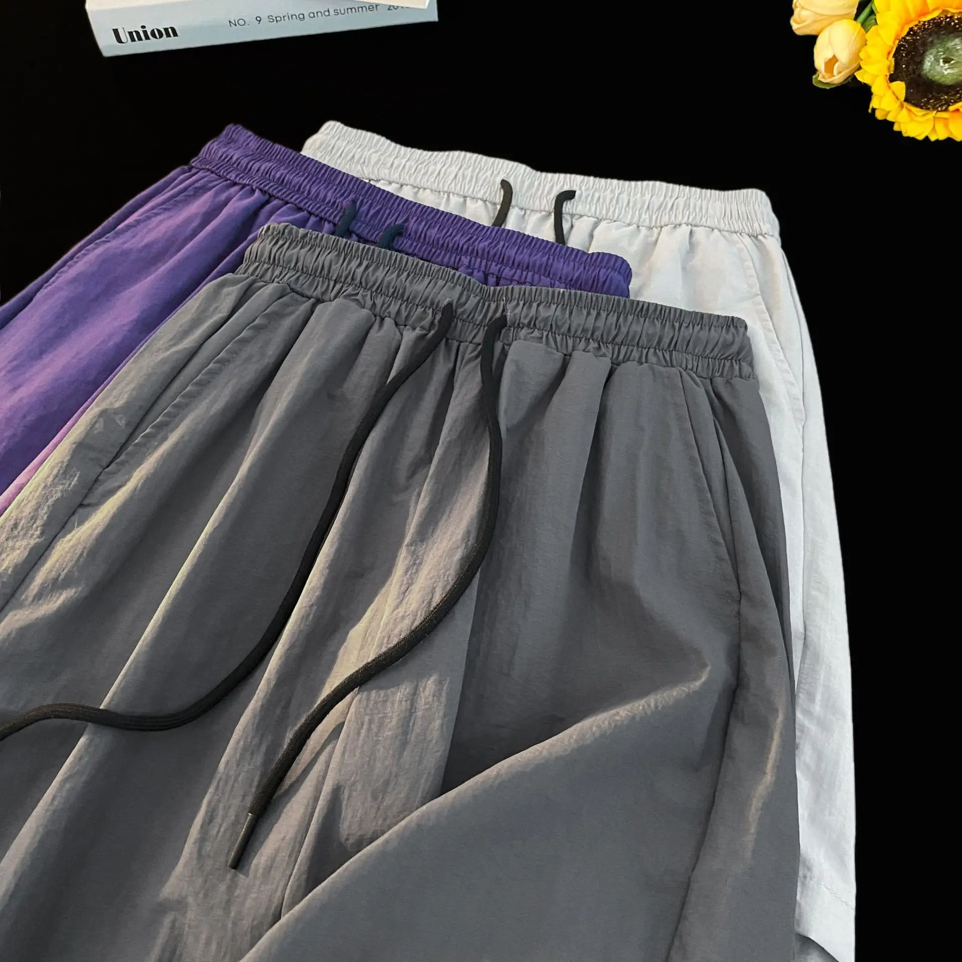 

Summer versatile commuting casual shorts men's breathable thin outdoor sports pants beach vacation five quarter pants