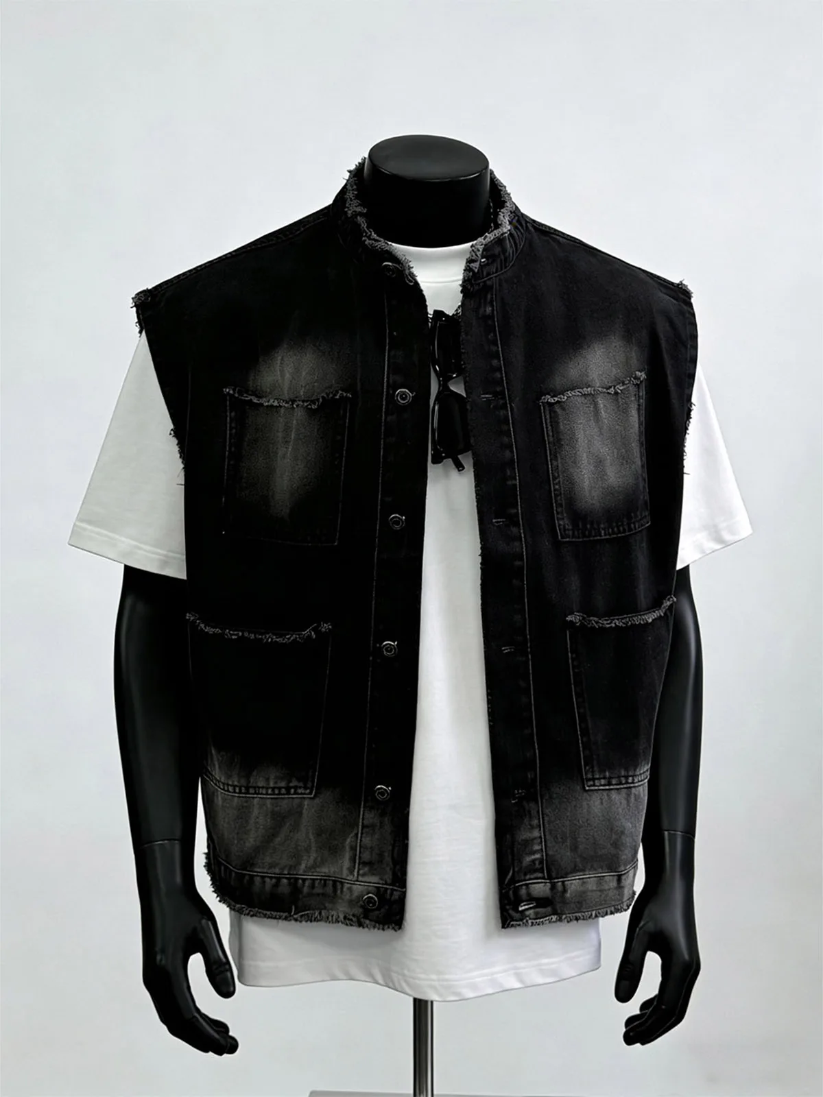 

Washed Gradient Vintage Short Denim Vest Men's Sleeveless Jacket Youth Fashion Stand Collar Outerwear Multi-Wear Clothing
