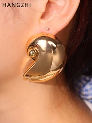 HangZhi Vintage Gold Color Conch Stud Earring 2024 New Exaggerated Smooth  for Women Summer Beach Vacation Wear Trend Jewelry