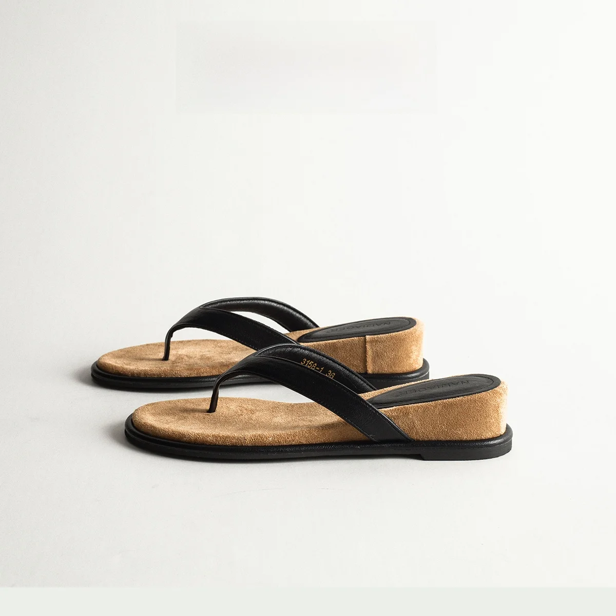 

Leather Wedge Sandals Women's Outdoor Summer Retro Match Skirts Casual Beach Slip-On Slippers Comfortable Breathable Footbed
