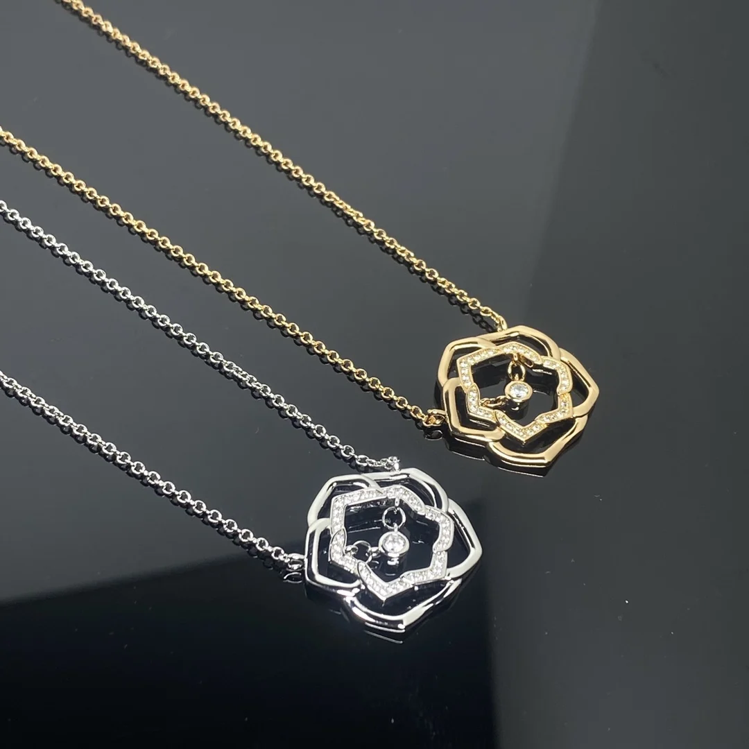 European and American new s925 silver hollow inlaid diamond flower necklace, fashionable and versatile personality