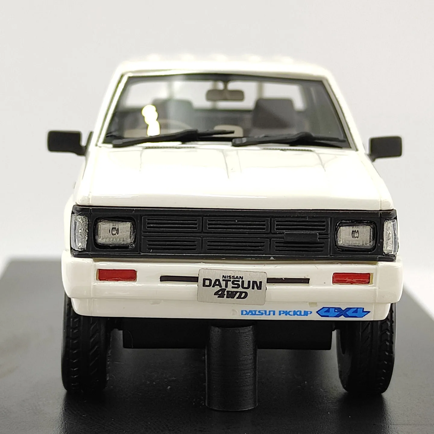Hi-Story 1:43 Scale DATSUN 4WD Double Cab AD 1985 Resin Car Model