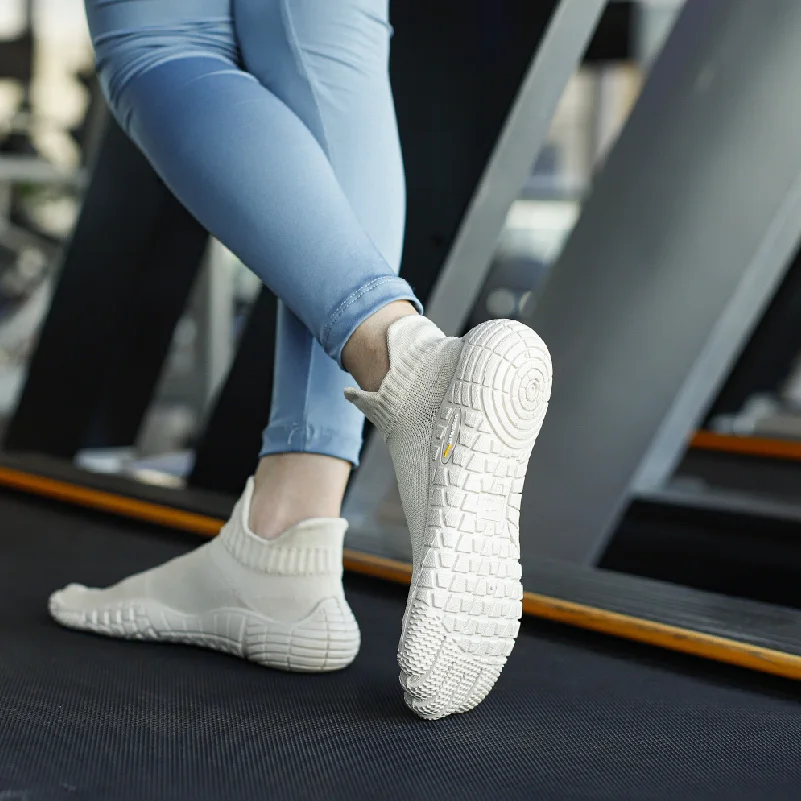 Five-finger shoes, quick-drying shoes, yoga fitness outdoor shoes, casual sports shoes, soft-soled shoes, five-finger split shoe