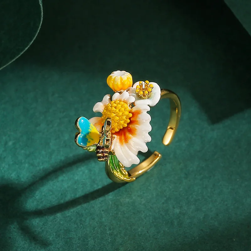 

2024 New Original Design Luxury Fashion Handmade Enamel Glaze Gradient Daisy Flower Bee Open Ring, Ring for Women Accessories