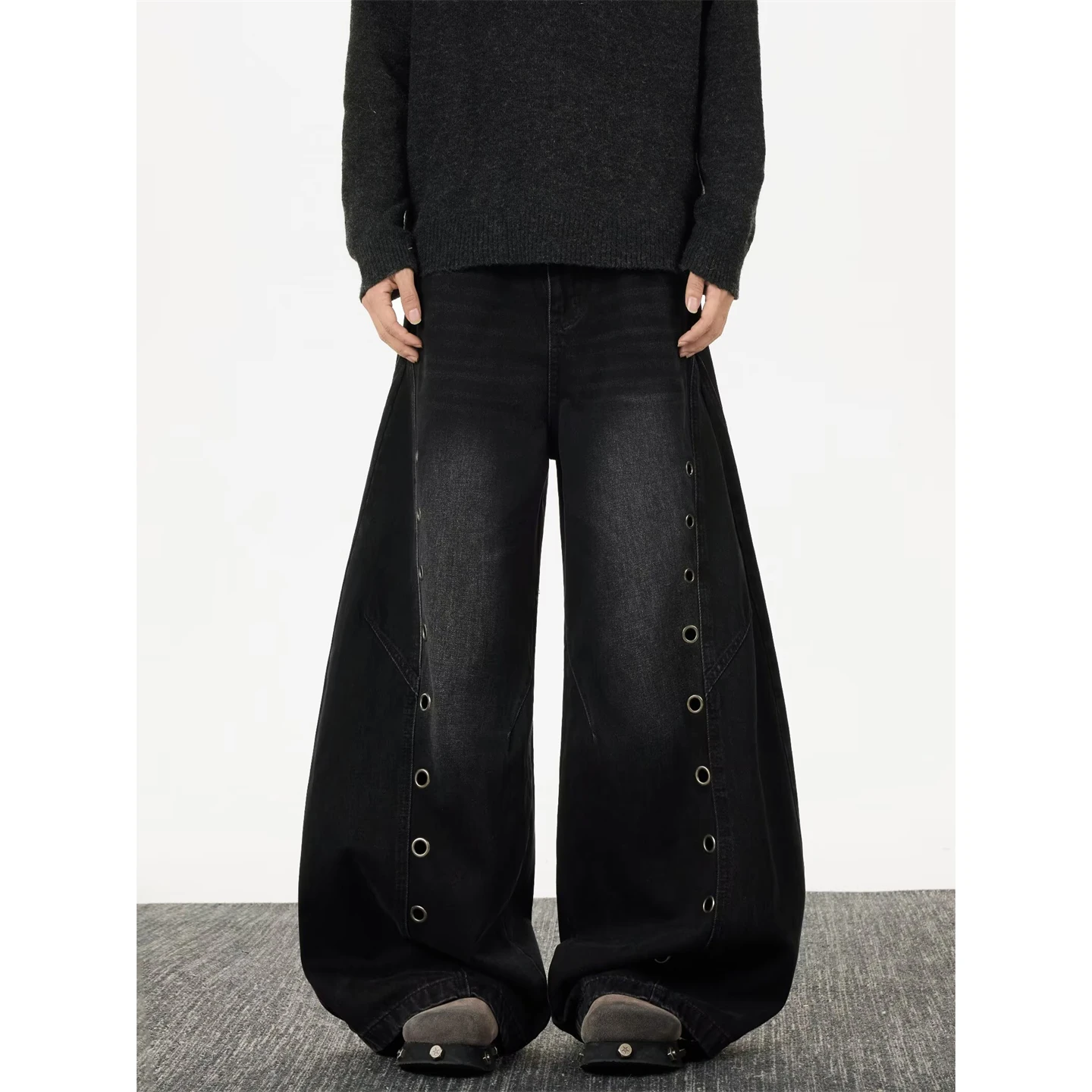 

k Sle Metal Ring Hollow Design Unique Men's Jeans Casual Loose Wide Leg Knife Pants Trendy Brand Jeans for Teens