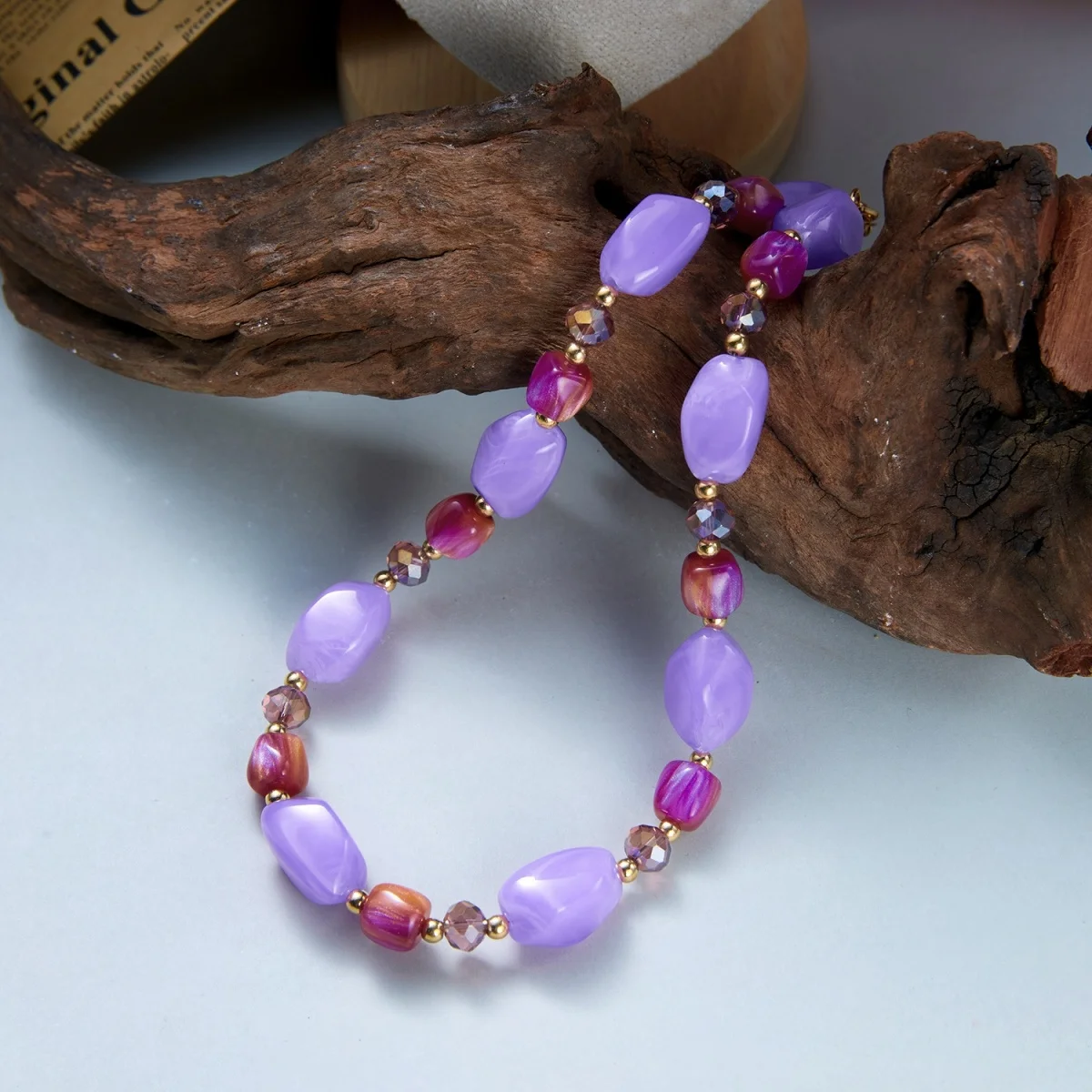 Französische Retro-Halskette mit sanften, farbenfrohen Kristallharzperlen für Damen und Herren, Hippie-Stil, unregelmäßige Perlen, Choker, Reiseschmuck – Detail 32