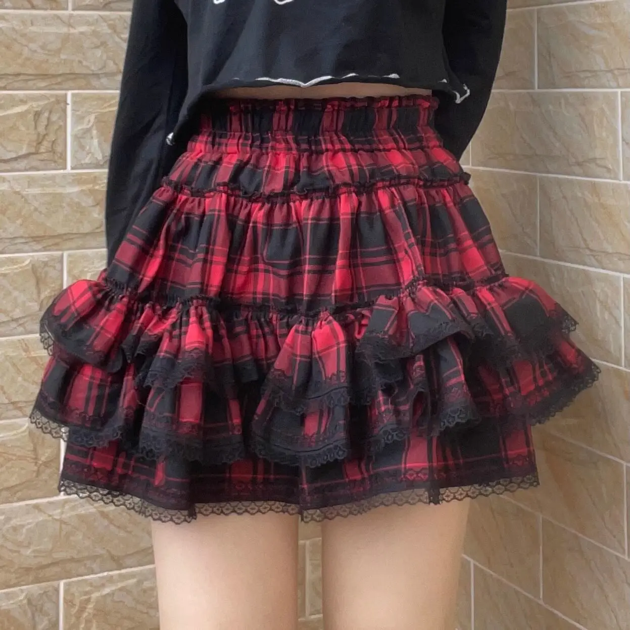 Original Sweet Cool Hot Chick Subculture Punk Pengpeng Cake Short Skirt Y2k Red Balck Plaid Elastic High Waist A-line Skirts