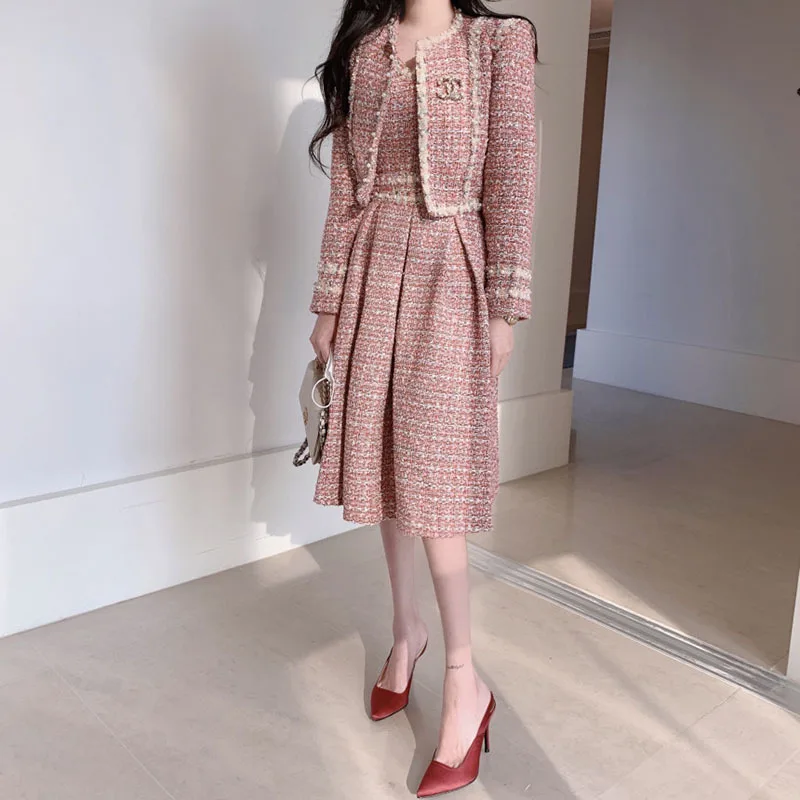 New 2024 Autumn High Quality Women 2 Piece Set Tweed Short Jacket Coat+Beading Vest Dress Elegant Fashion Party Dresses 2 Sets