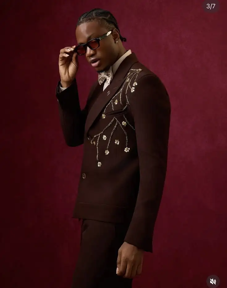 

Crystals Brown Men Suit Set 2 Pcs Blazer+Pants Trousers Groom Wedding Tuxedos Formal Office Business Jacket Coat Customized